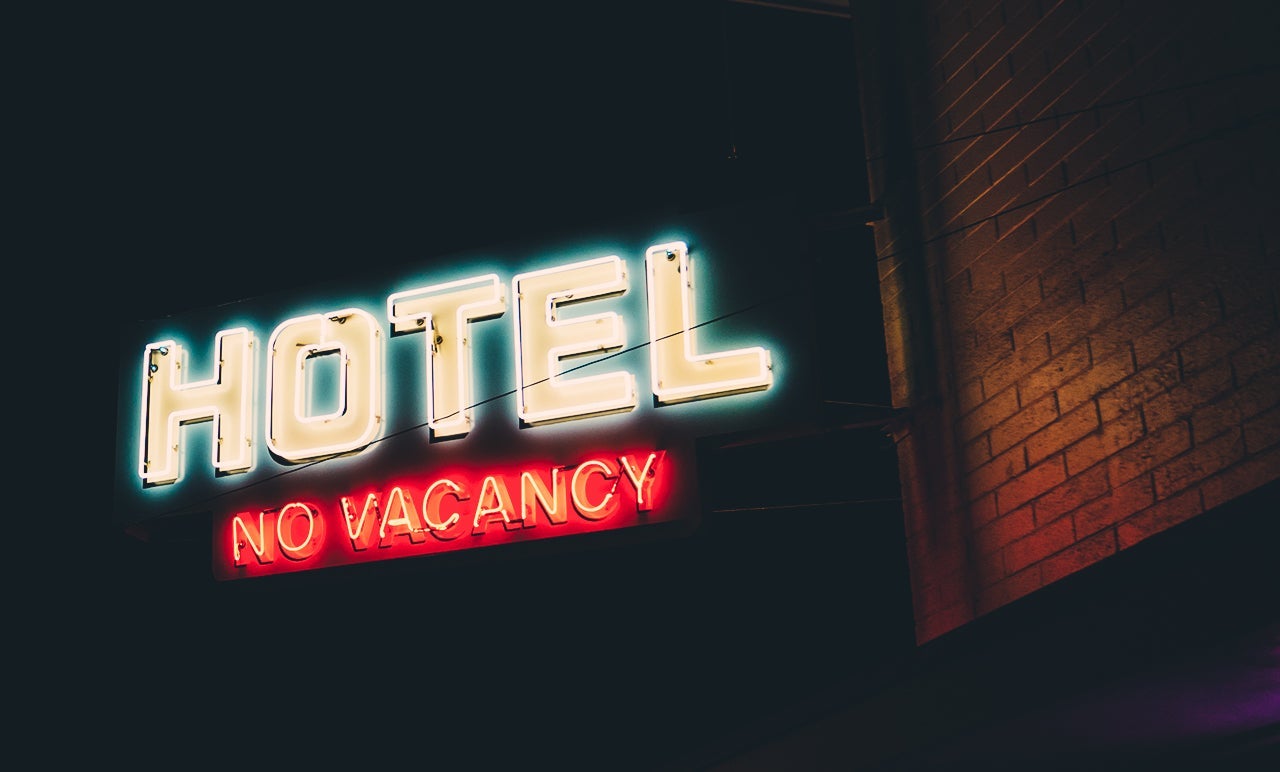 hotel-no-vacancy-sign-credit-shutterstock