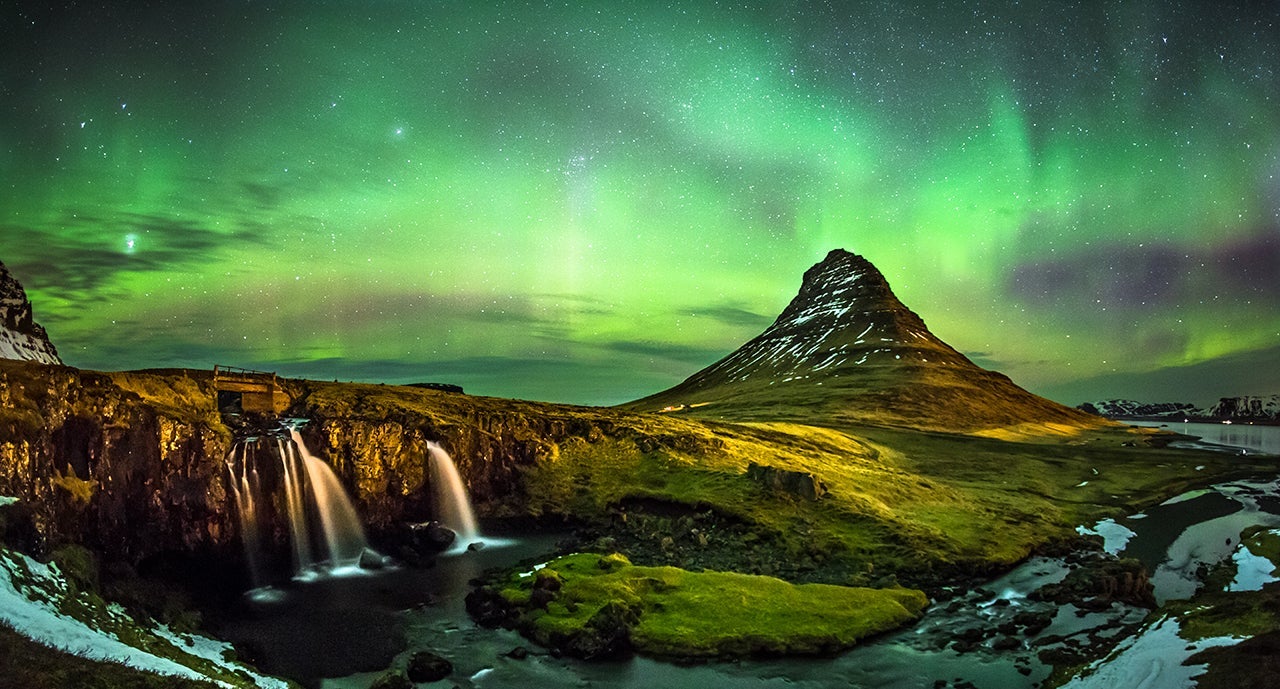 ways-to-see-the-northern-lights-credit-getty