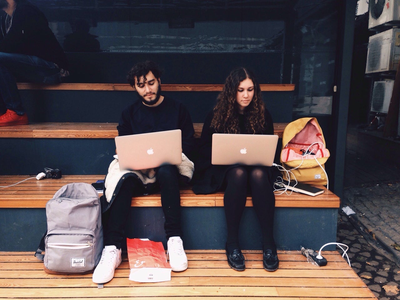 Getting-Started-With-Points,-Miles-and-Credit-as-a-College-Student-ftr