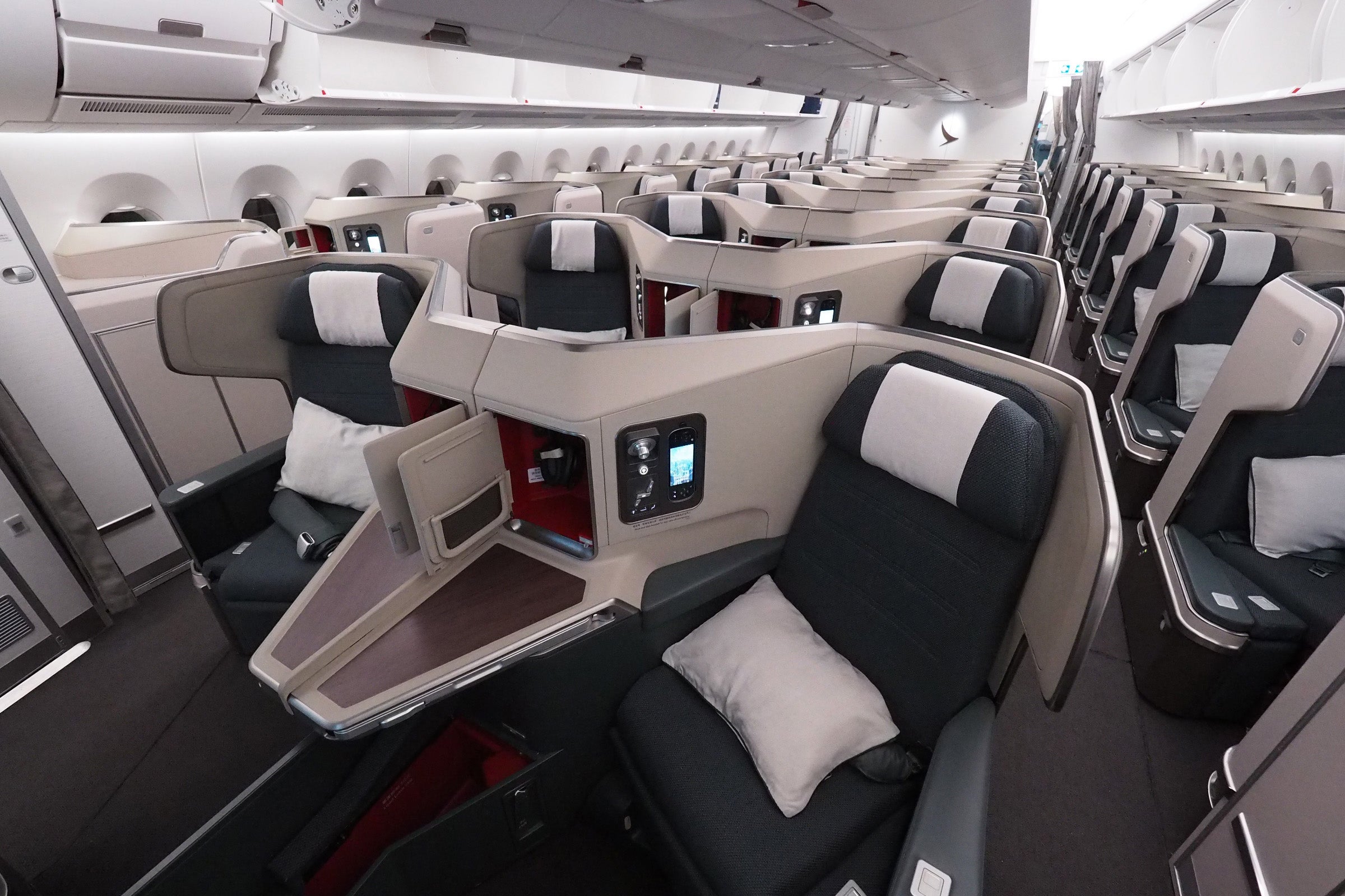 Cathay Pacific A350 Business Class review