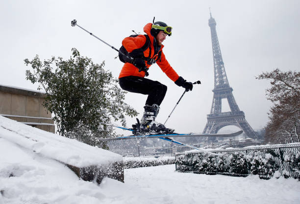 Snow Rises In Paris