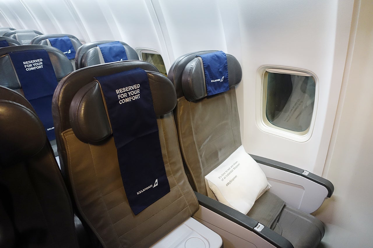 Icelandair 757-300 Premium Economy-10 (1)