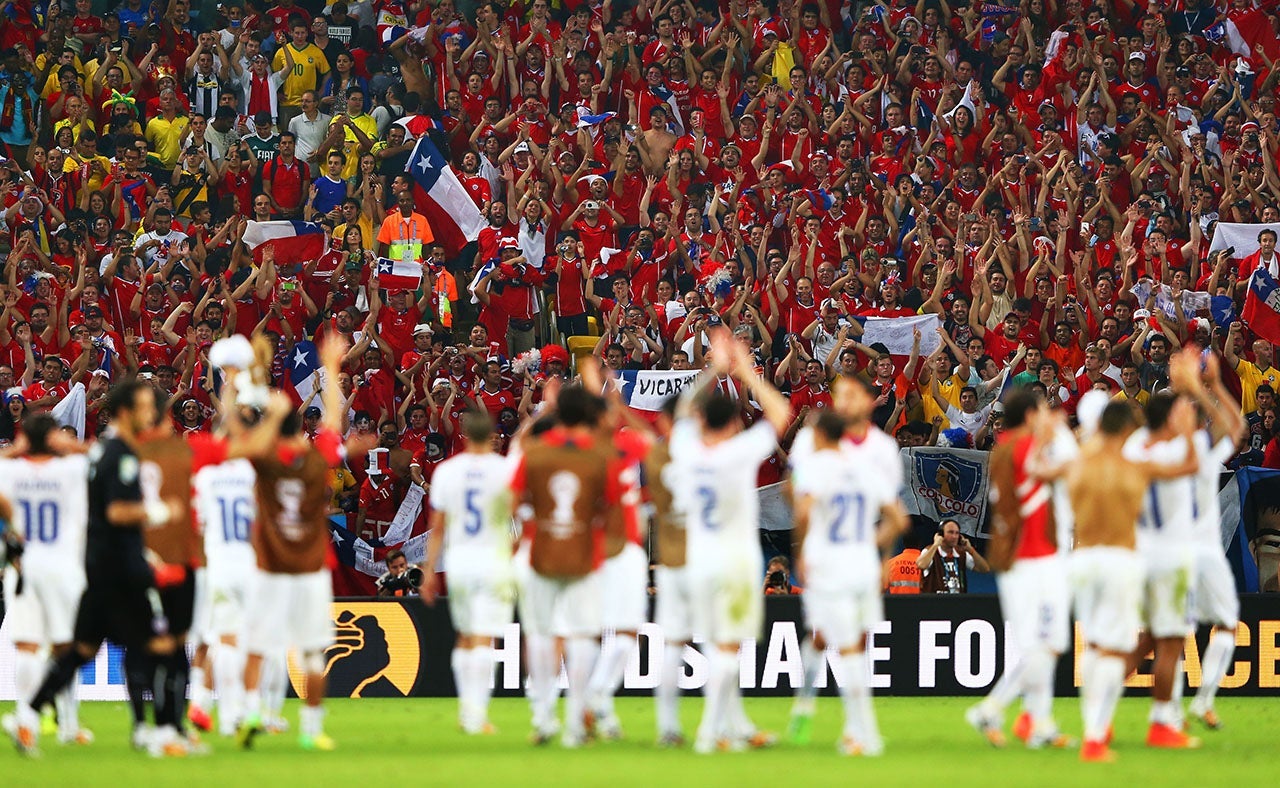 Spain v Chile: Group B - 2014 FIFA World Cup Brazil