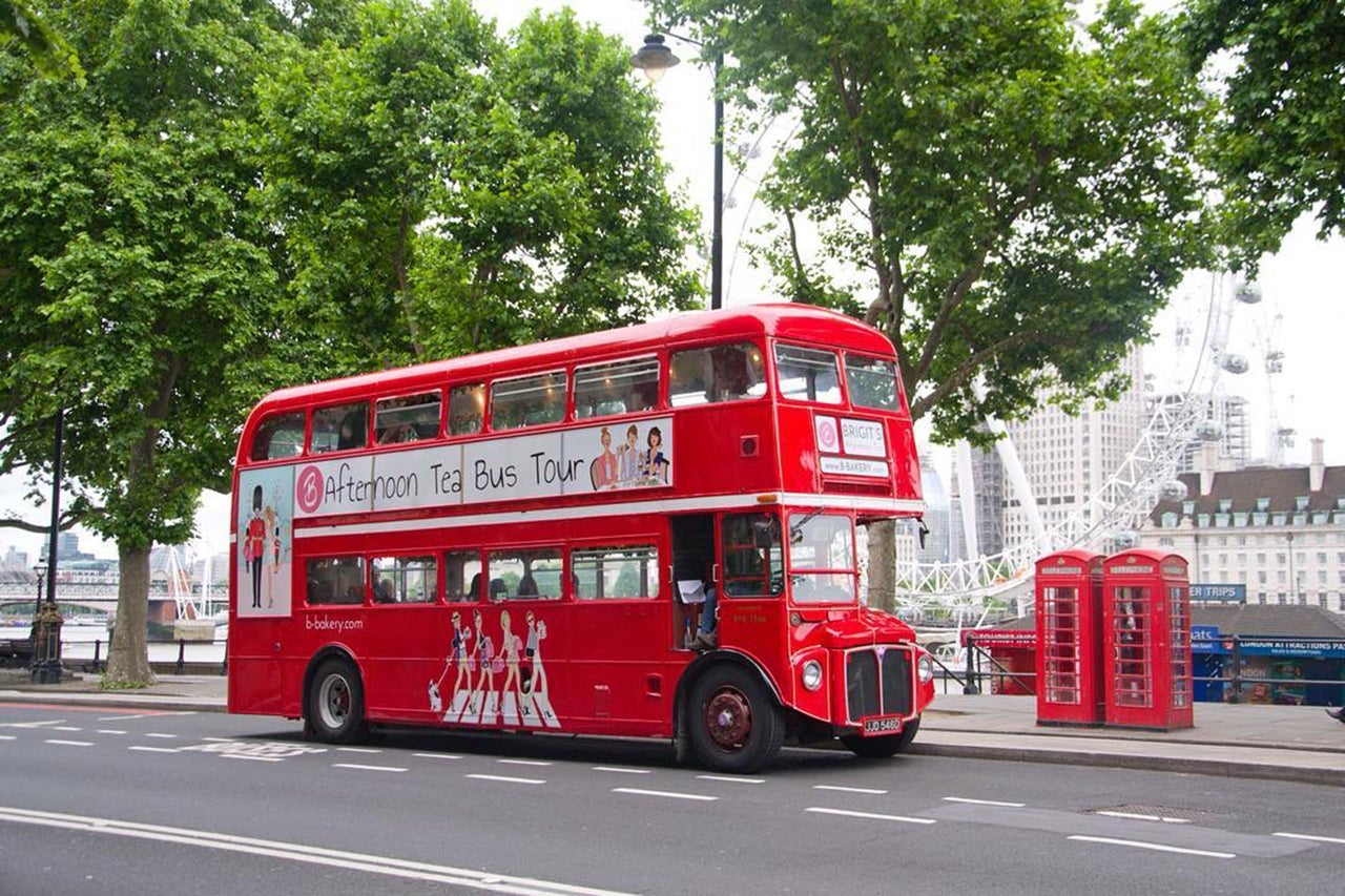 afternoon tea bus london