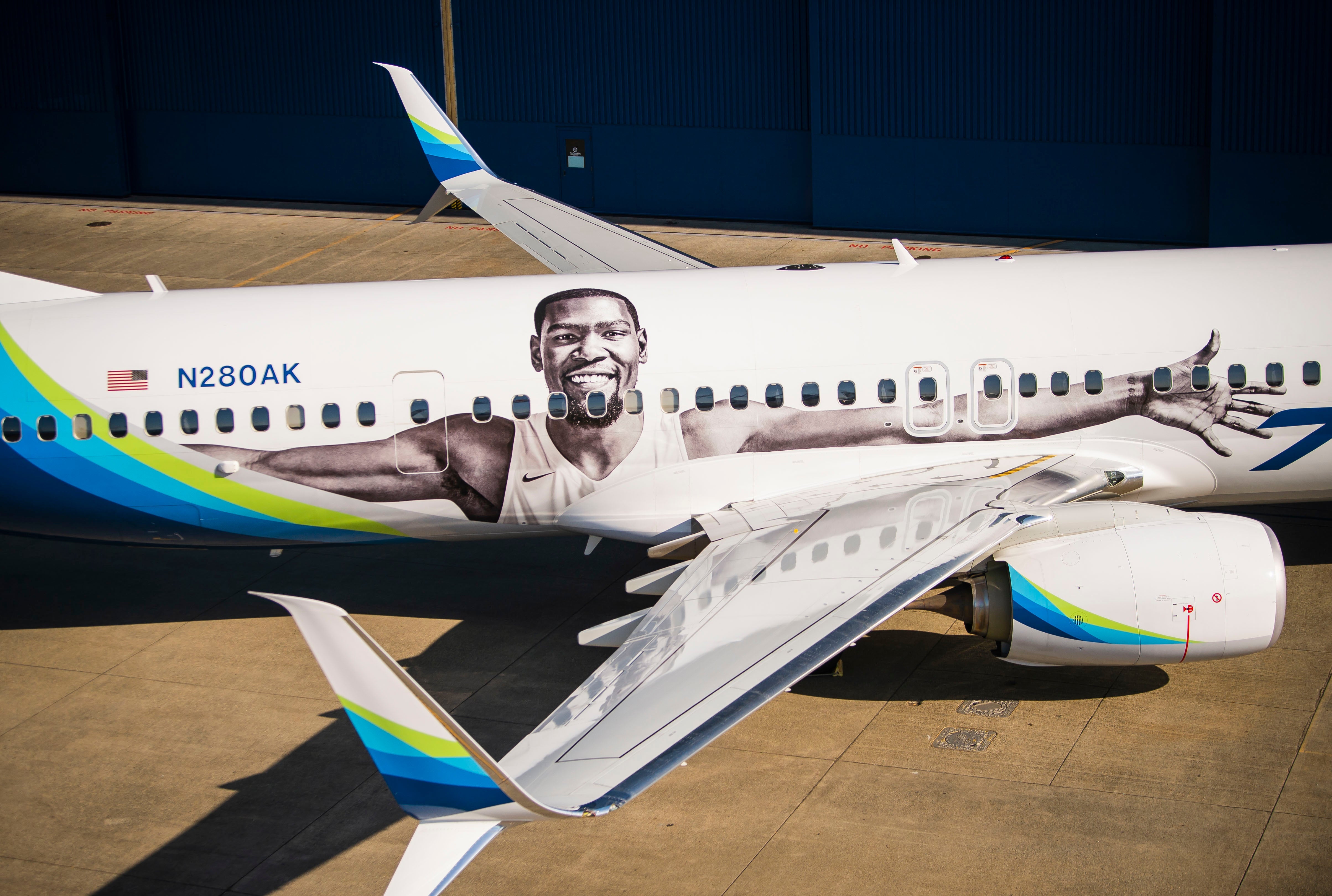 Alaska_Kevin Durant Plane 2
