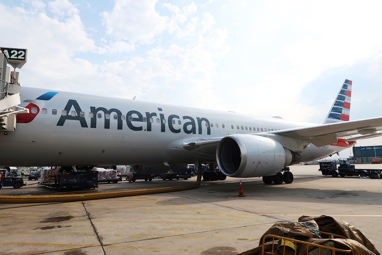 American Airlines — A330-300 PHL Tarmac_13