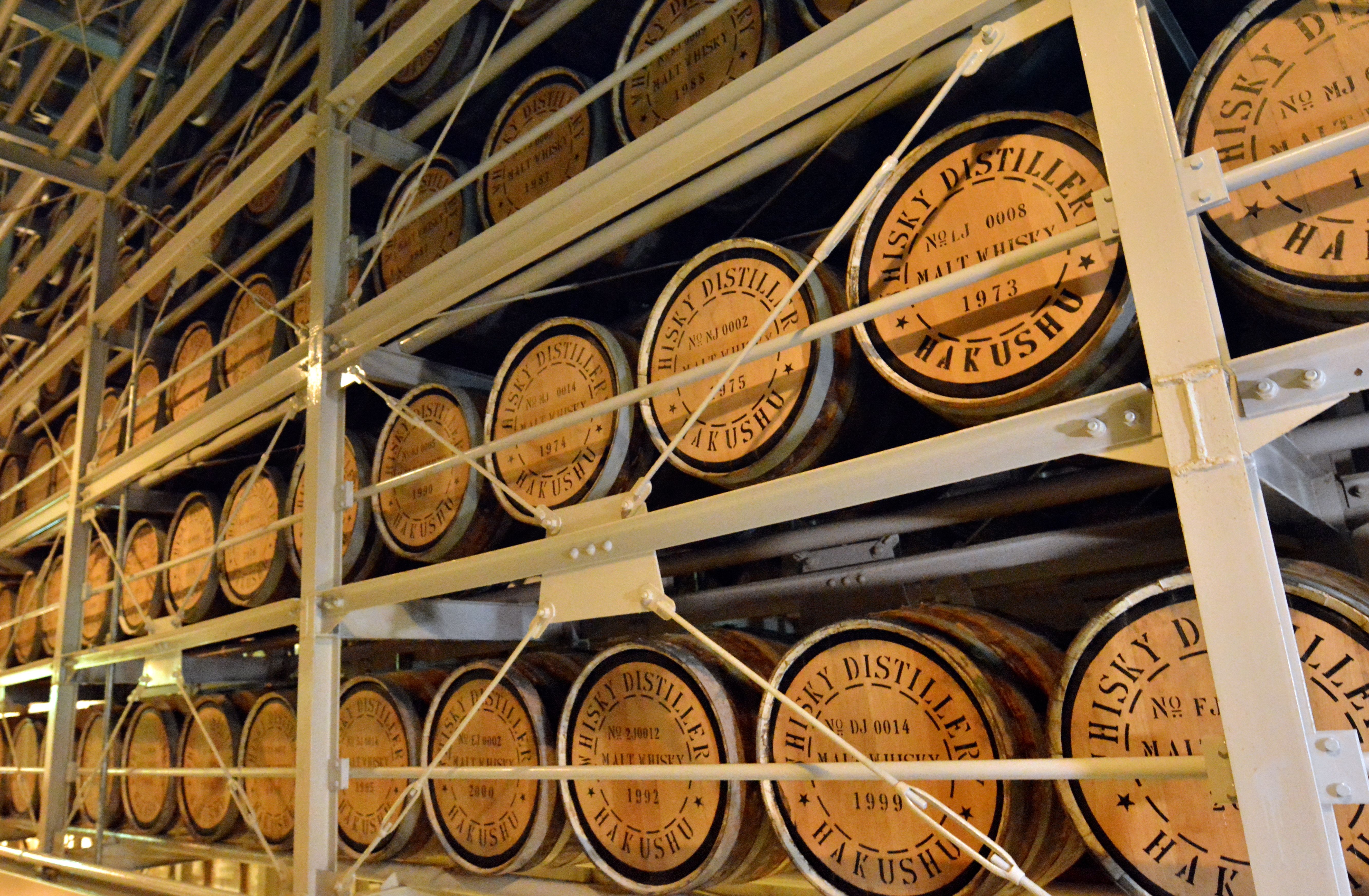 JAPAN-WHISKY-DRINK-LIFESTYLE