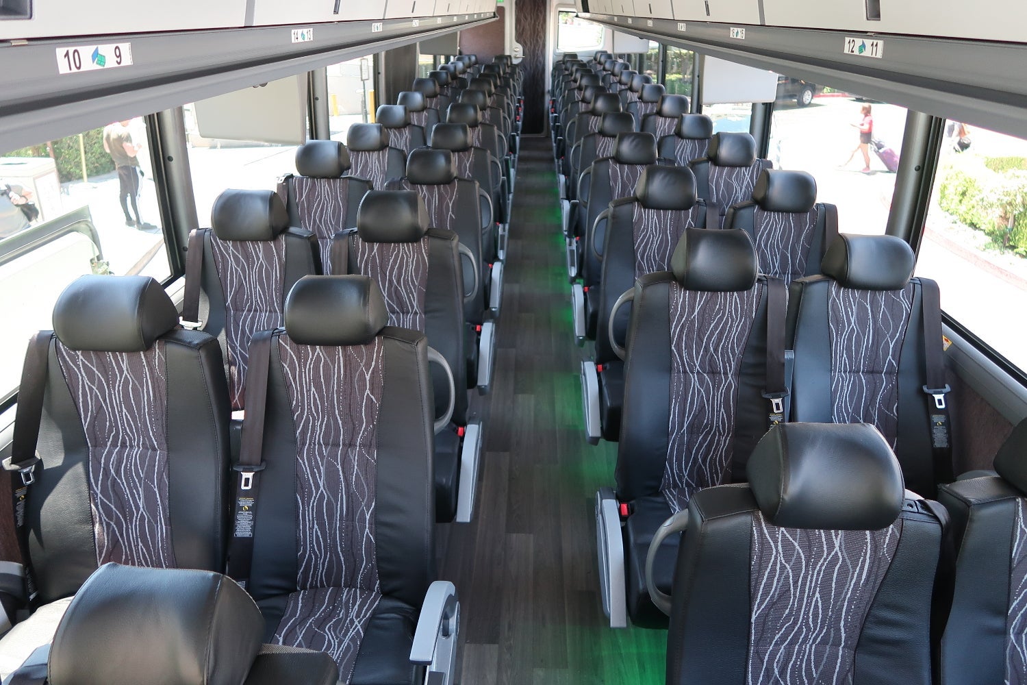 flixbus-la-lv-inside-14rows