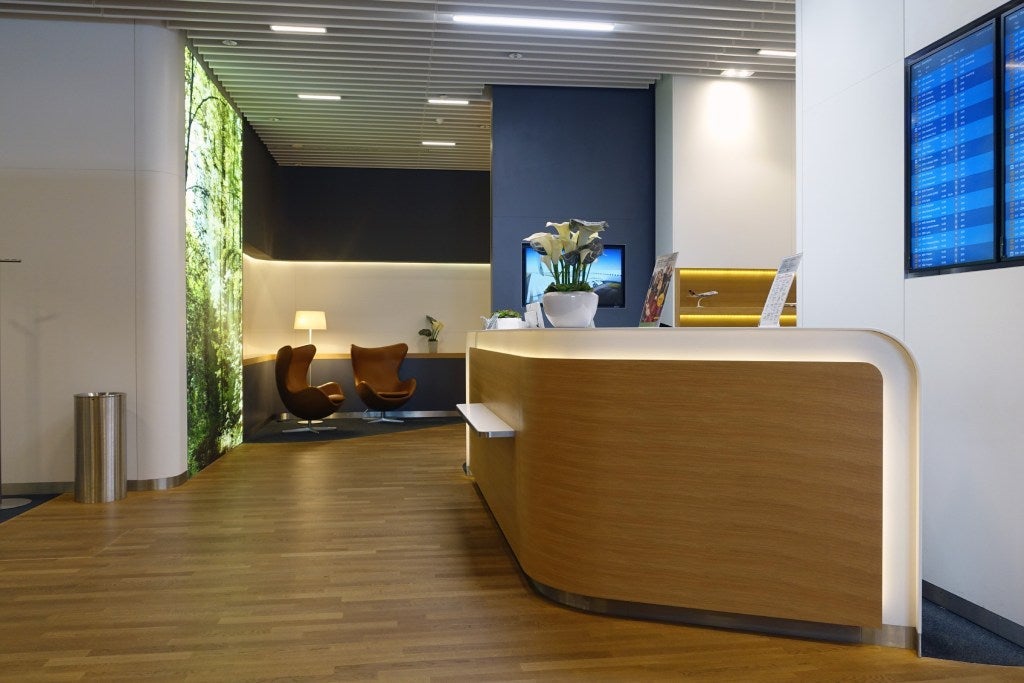 Lufthansa A350 Business Class Review