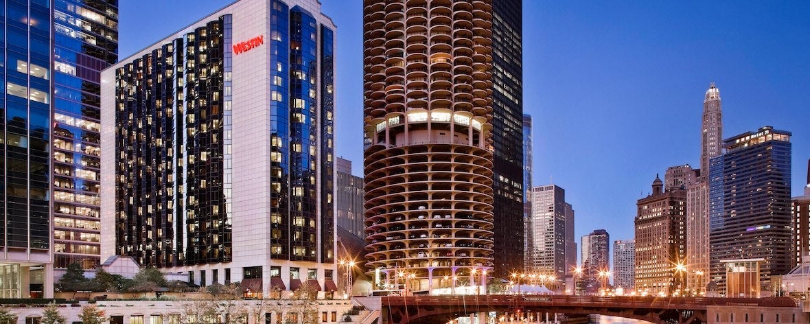 chino-exterior-2929-hor-feat