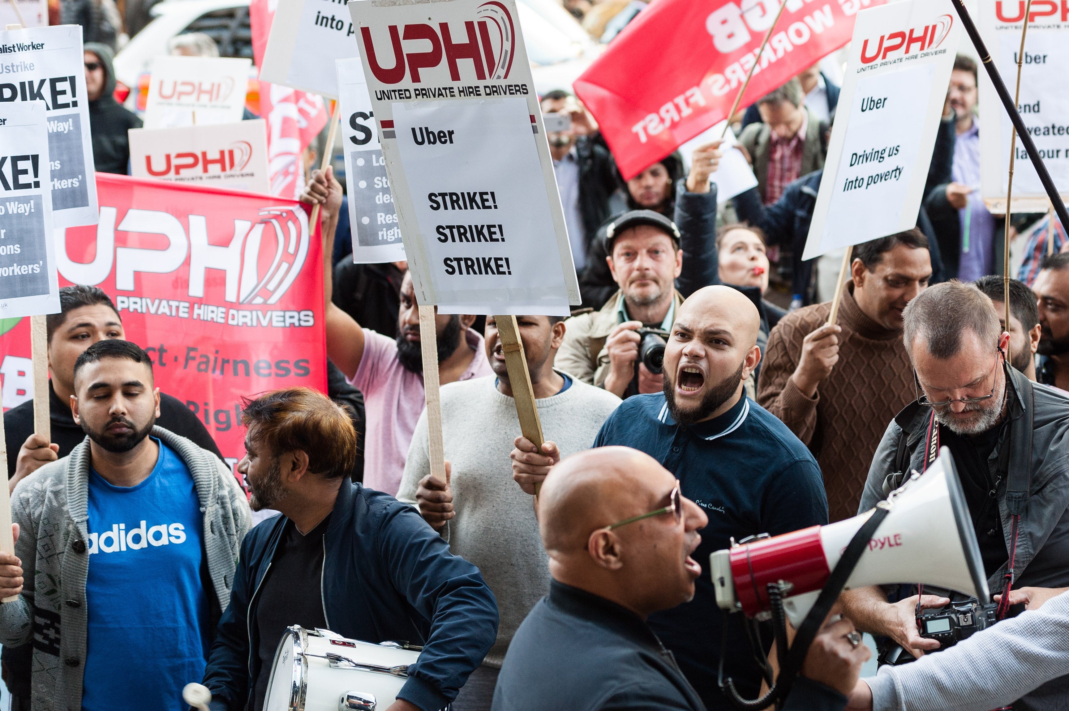 Uber Drivers Strike At London HQ