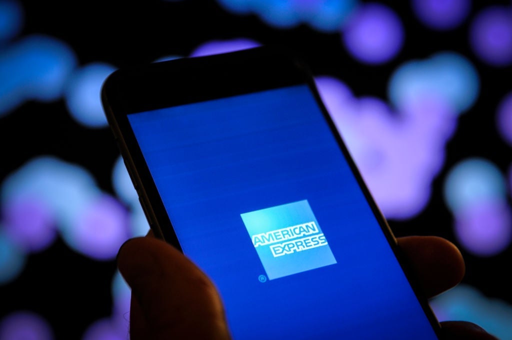 Social Media on Portable Devices