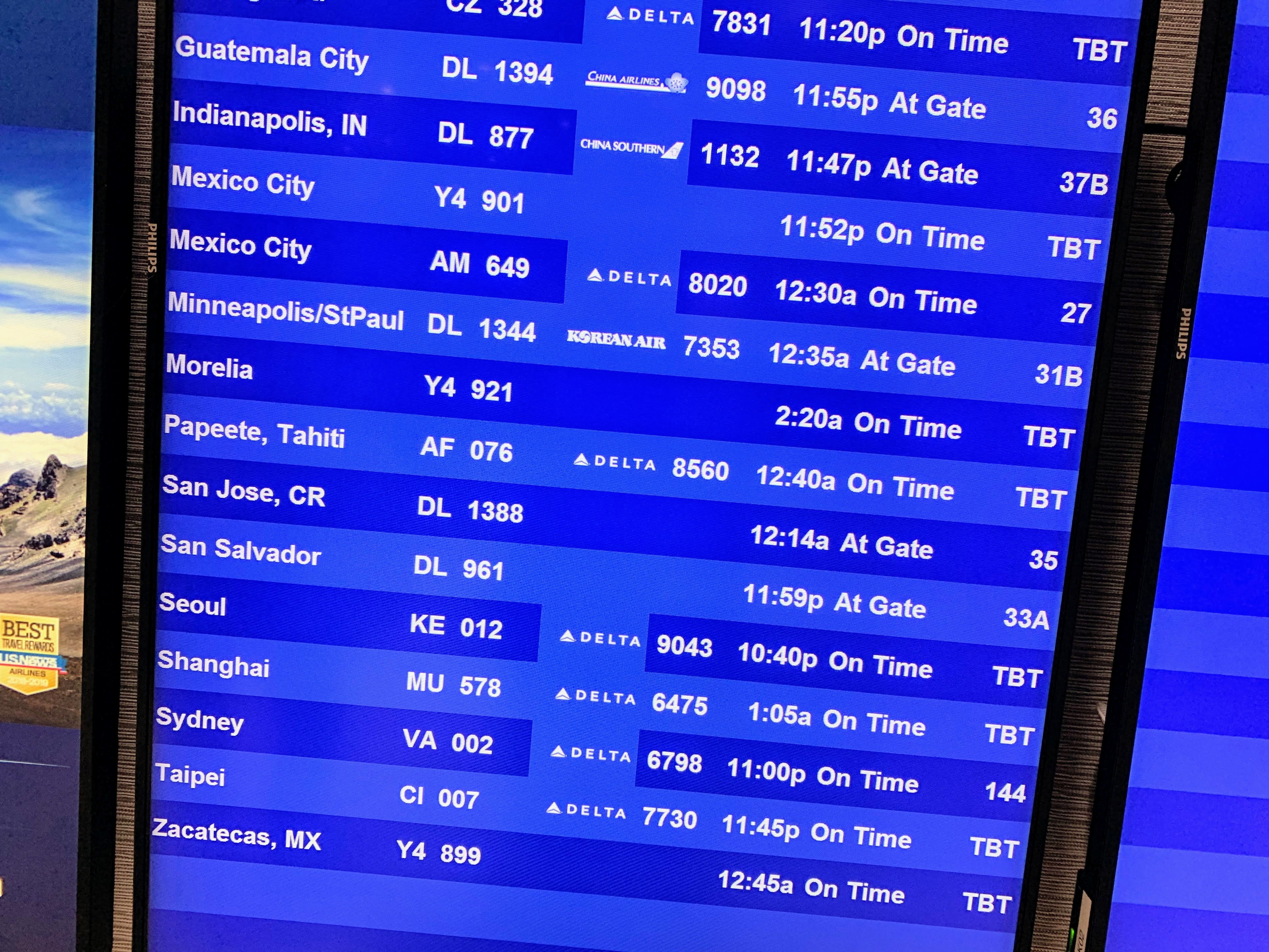 LAX Delta Departure Board