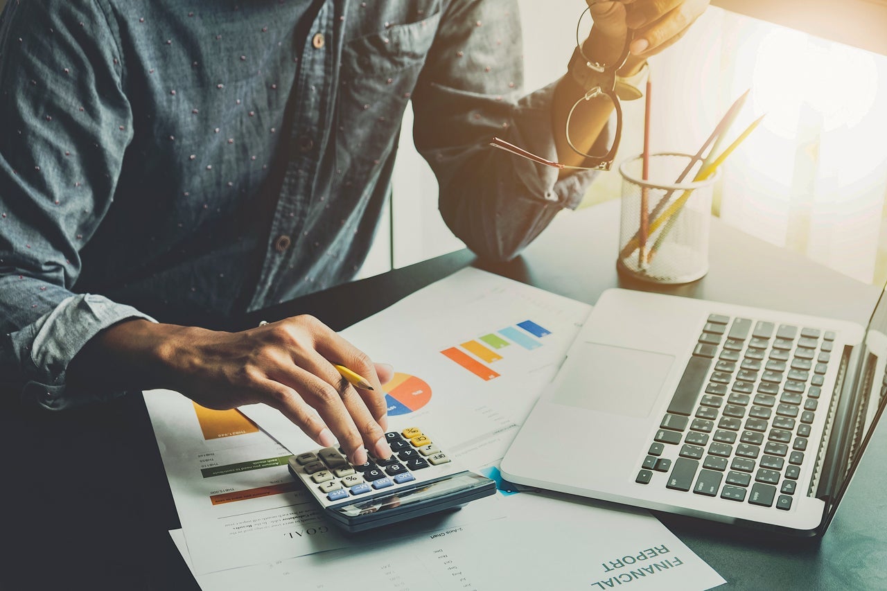 calculator_photo via shutterstock