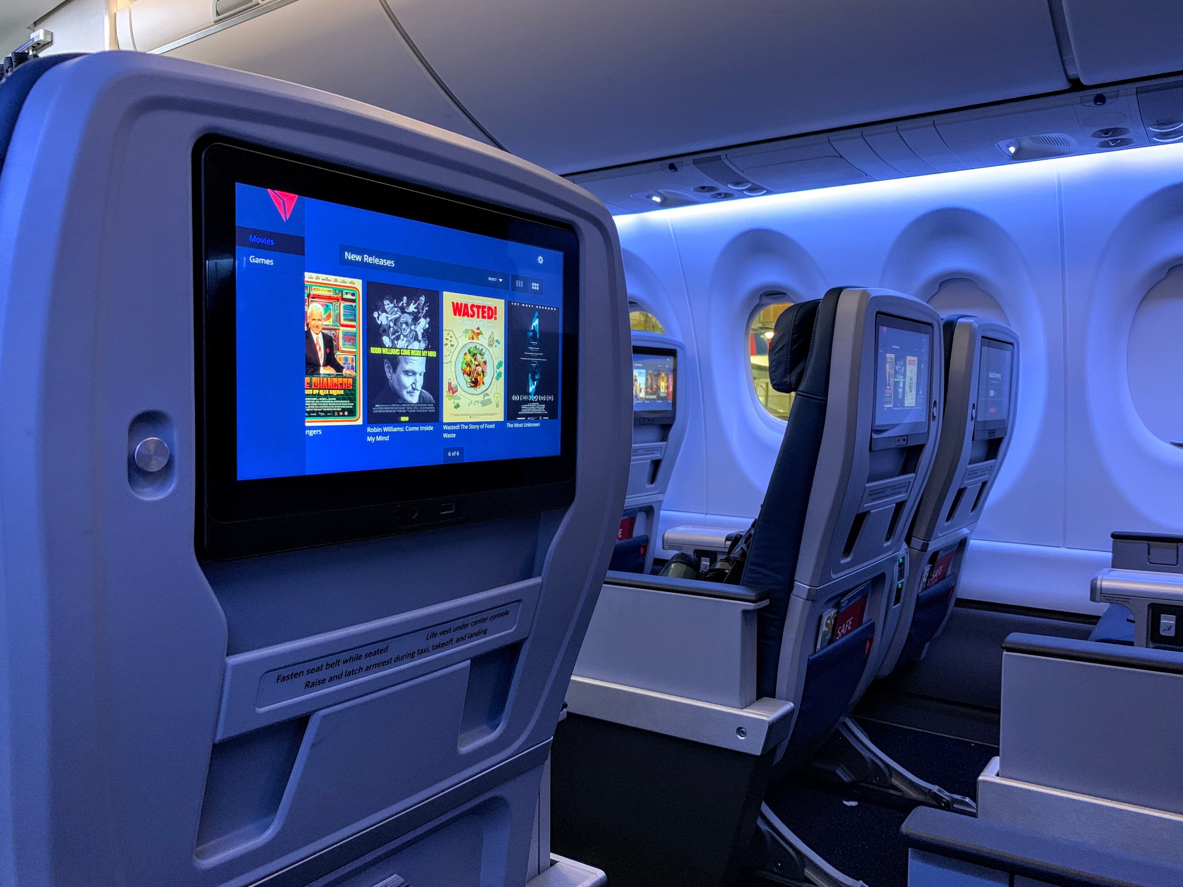 Delta Airbus A220 C Series CS100 Preview at ATL - first class mood lighting