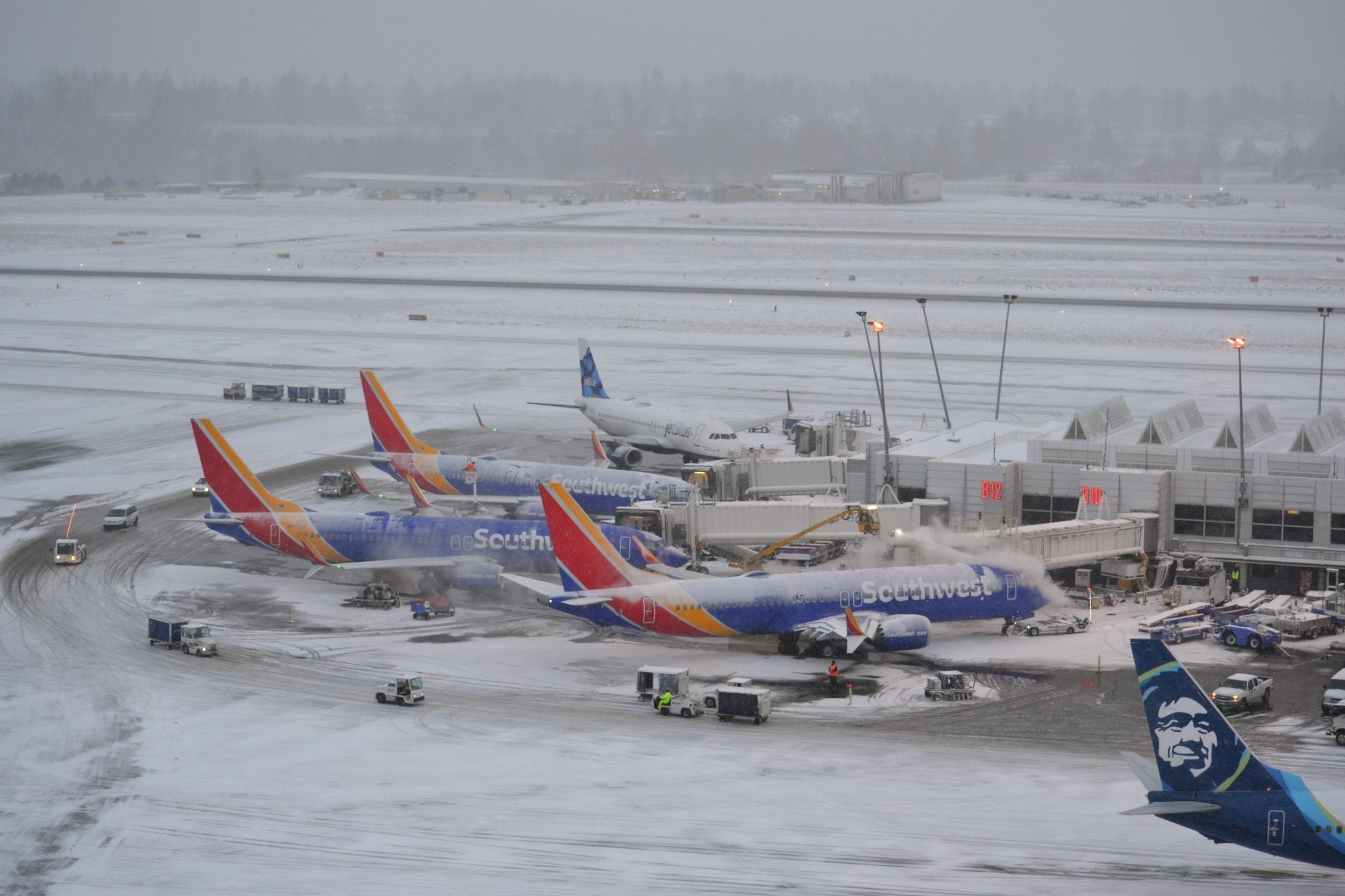 Seattle Airport snow via Sea-Tac Airport Twitter