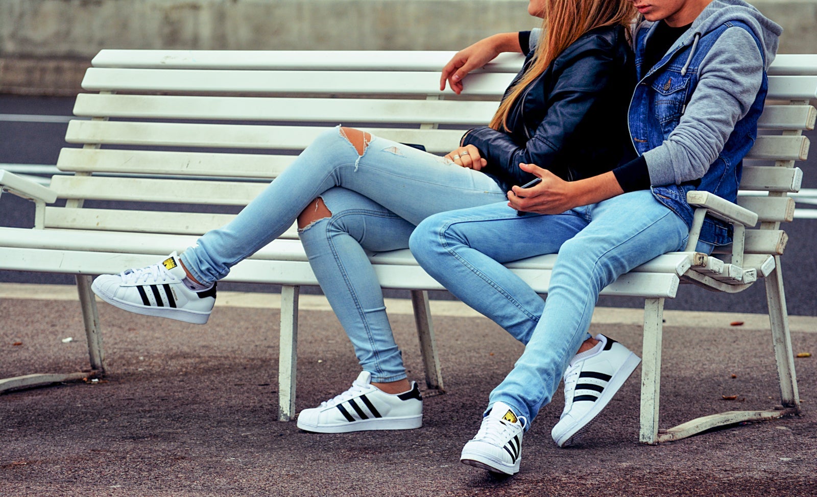 Family Travel Hiccups_djim-loic-226086-unsplash-2