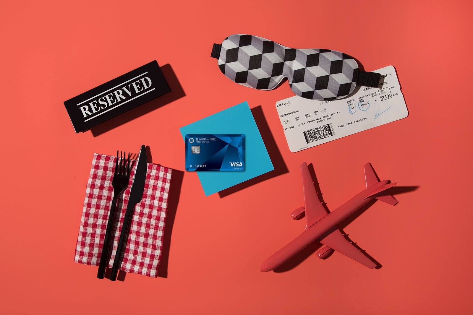 Jan-2019_chase-sapphire-preferred-on-red-CREDIT-CARD-STILL-LIFE