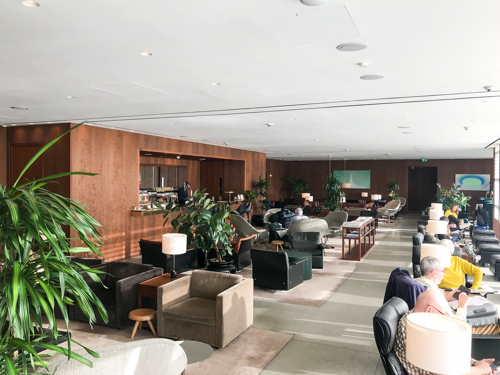 LHR Cathay Pacific Lounge T3_March 2019_DRoss-6