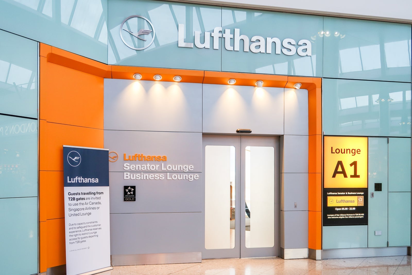 Lufthansa Lounge - LHR T2_April 2019_DRoss-3