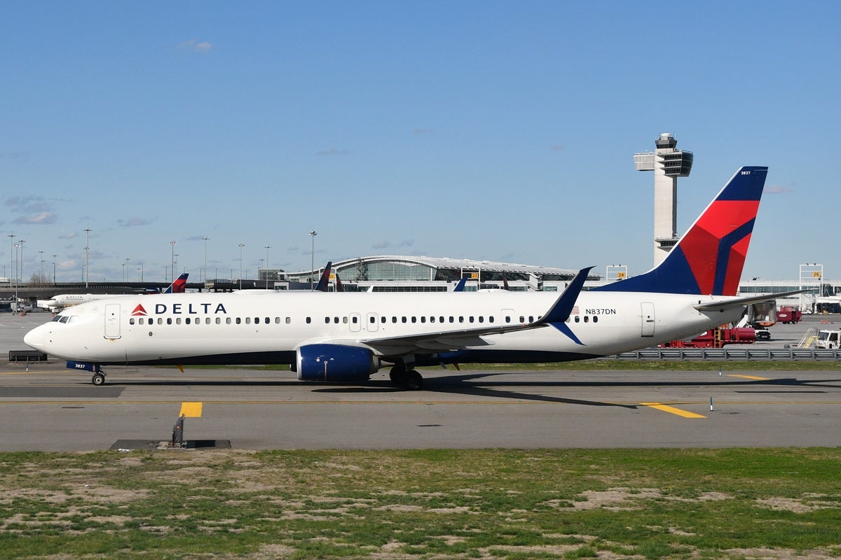 A Delta Boeing 737-900ER at JFK