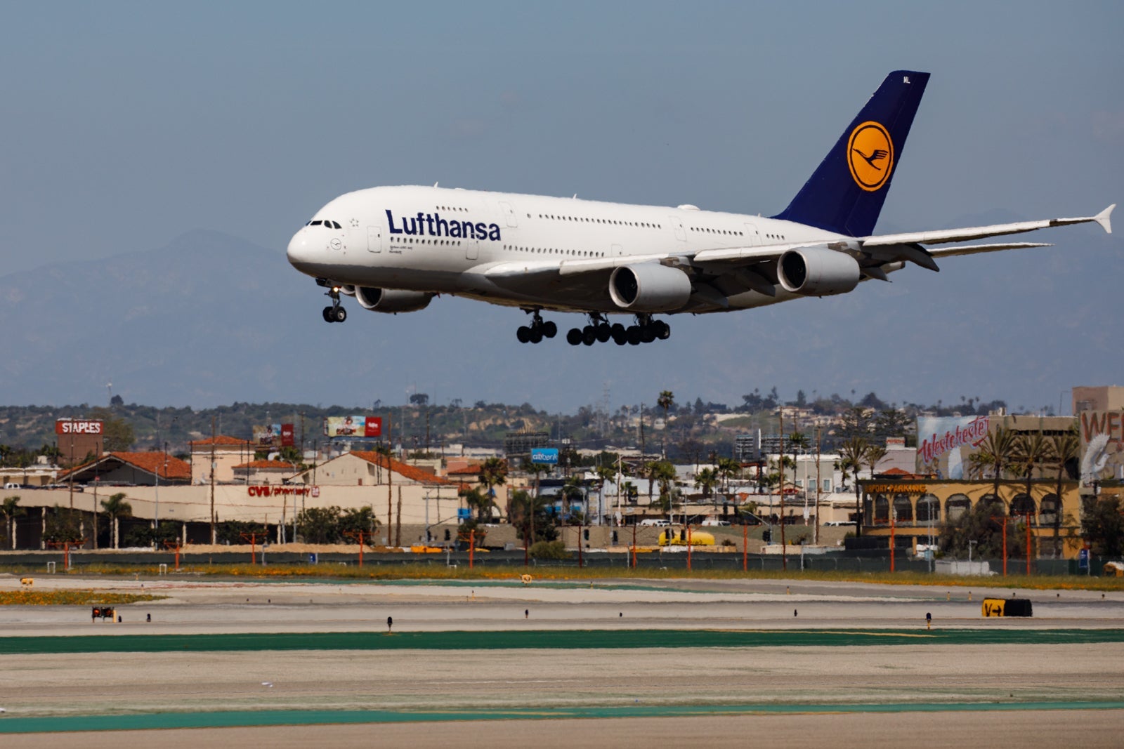 LAX Airport Operations