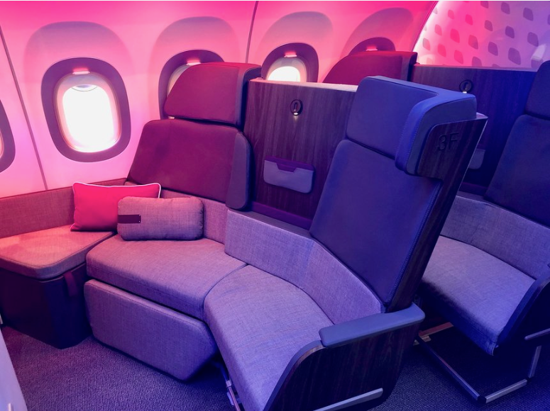 Airbus Corner Settee