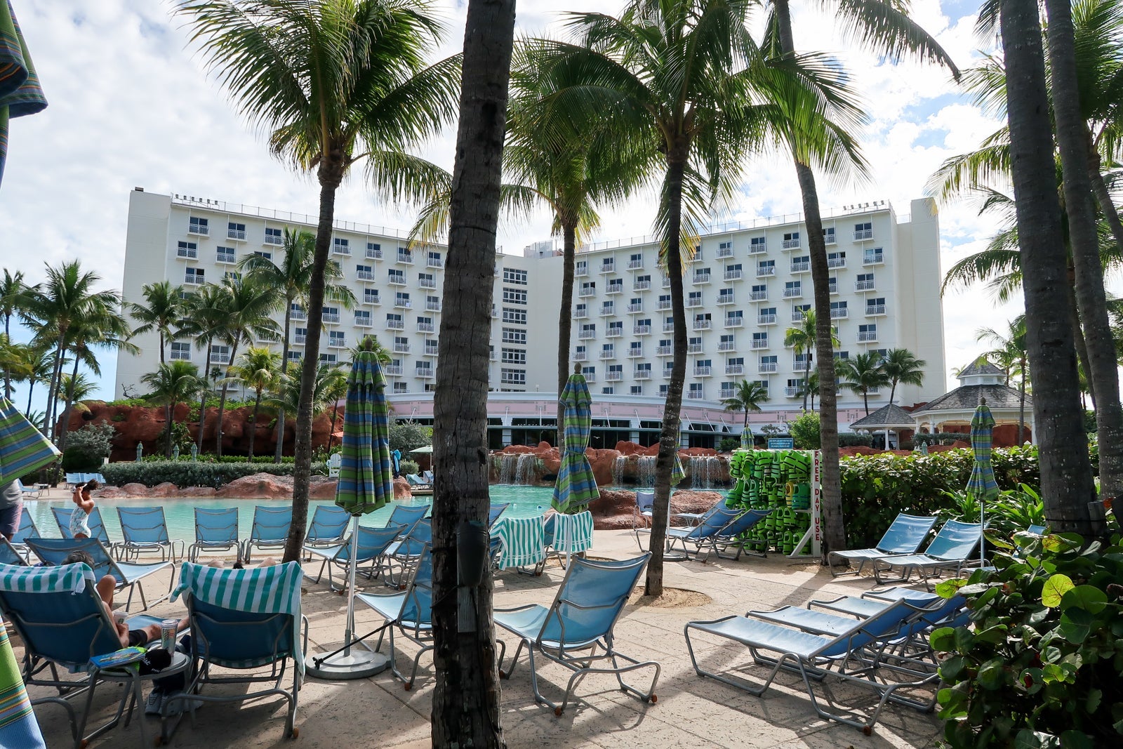 atlantis-the-beach-KGenter-hotel