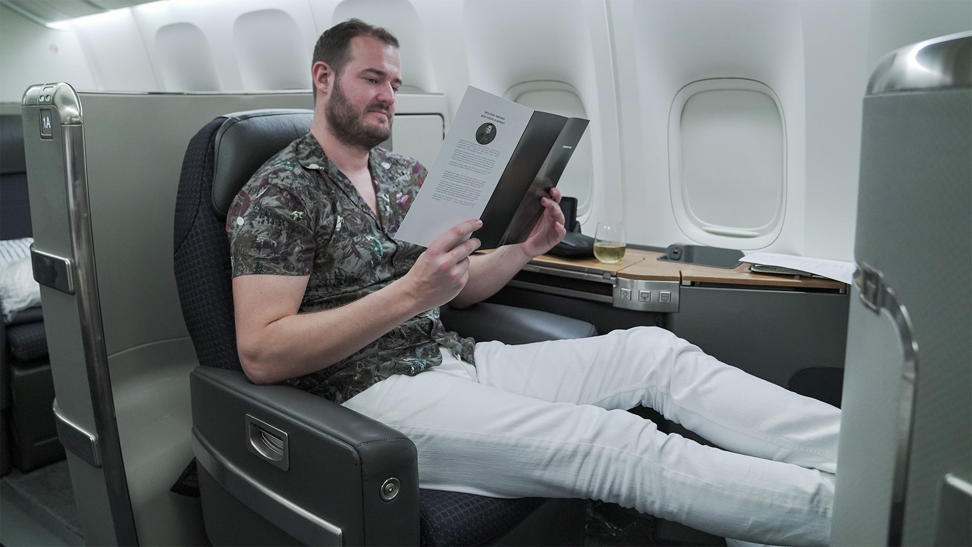 009_American Airlines Flagship_no text