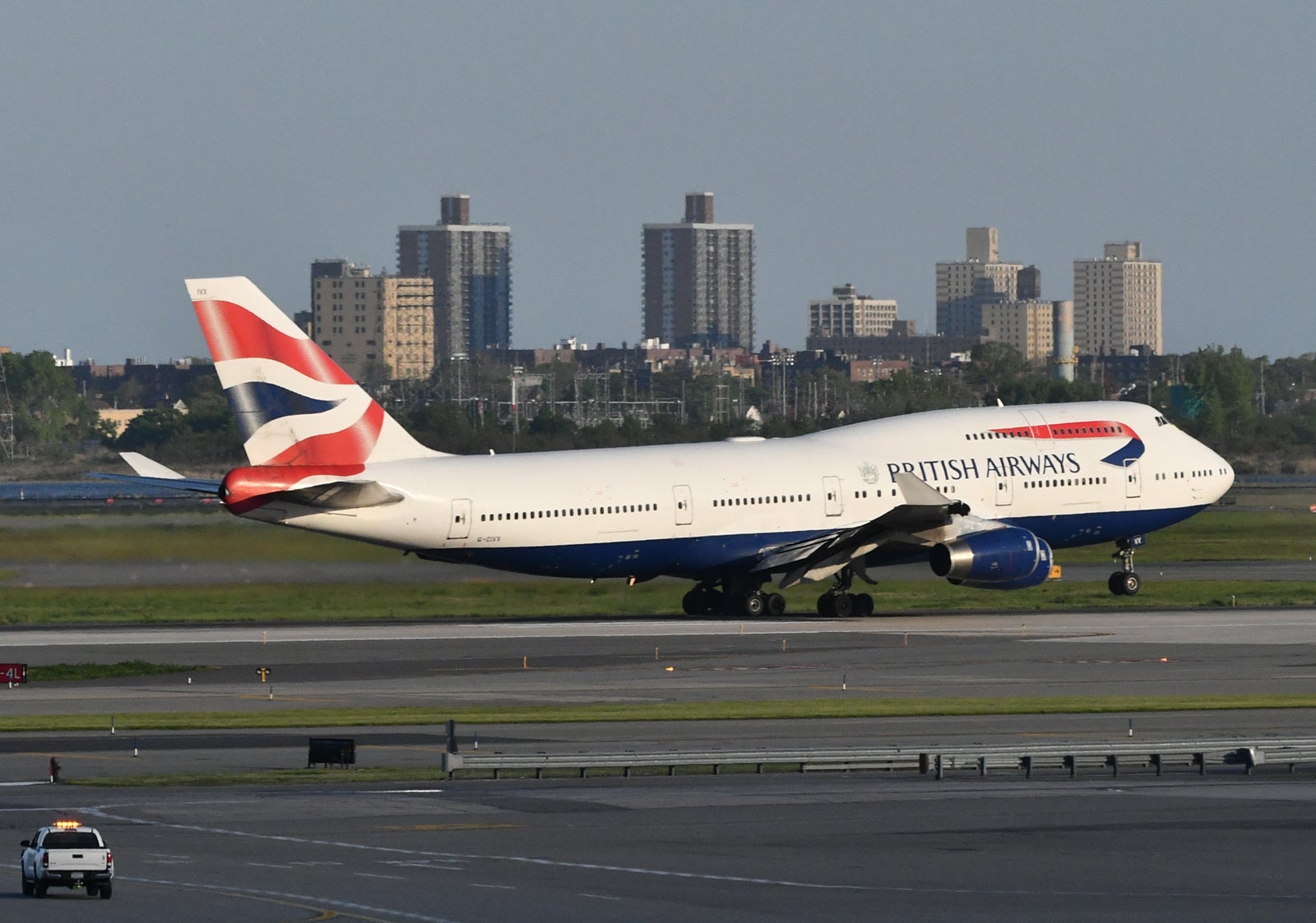 British Airways 747 taking off from JFK