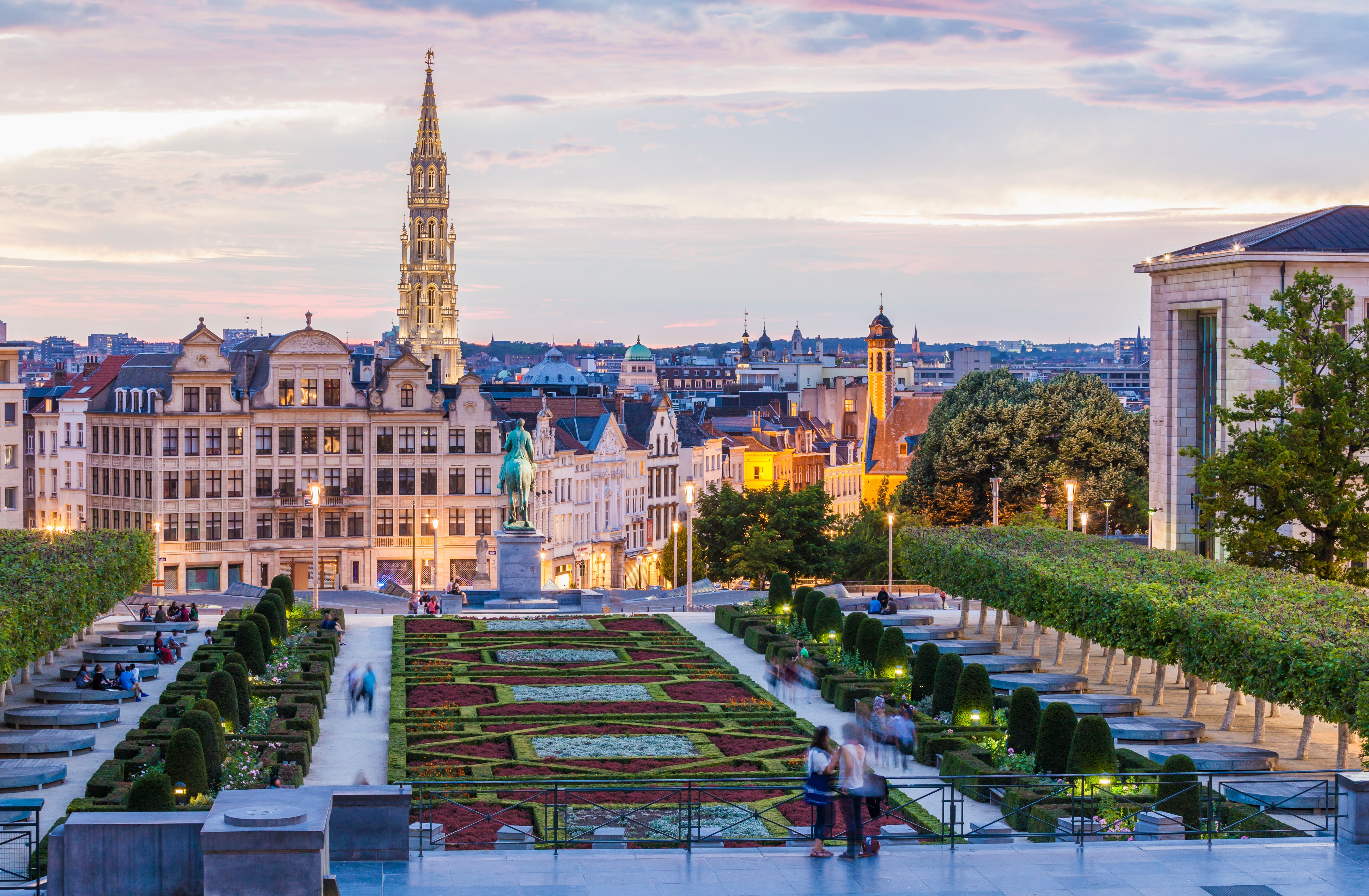 Belgium, Brussels, Mont des Arts, park and townhall tower, lower city in the evening