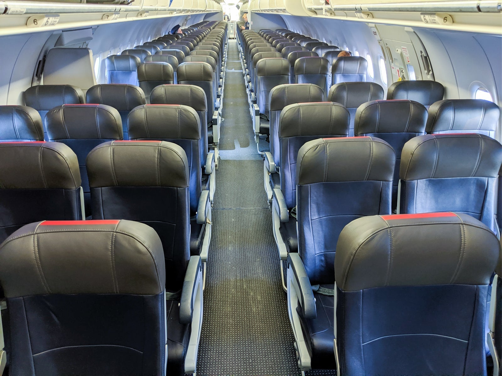 AA A321 LUS economy transcontinental review PHL to LAX legacy US airways