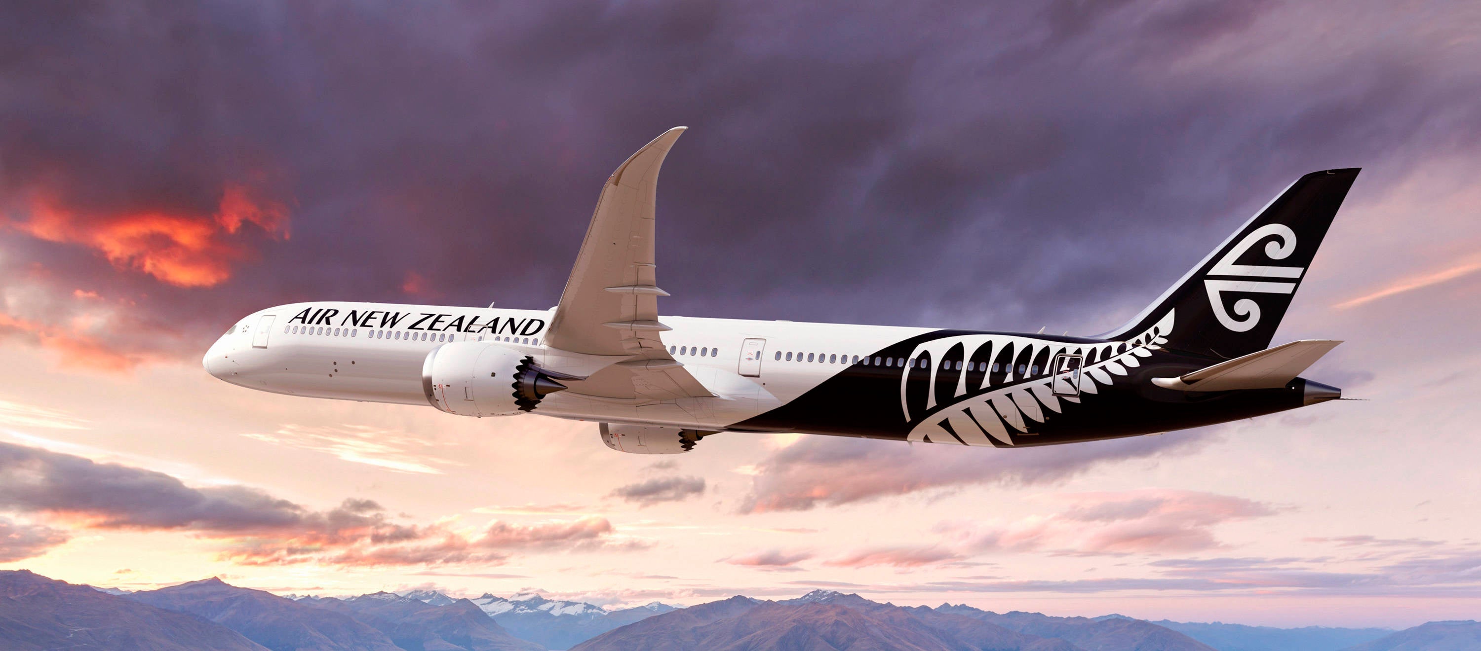 Epic landscape at sunset from Mt Roy, Wanaka, New Zealand