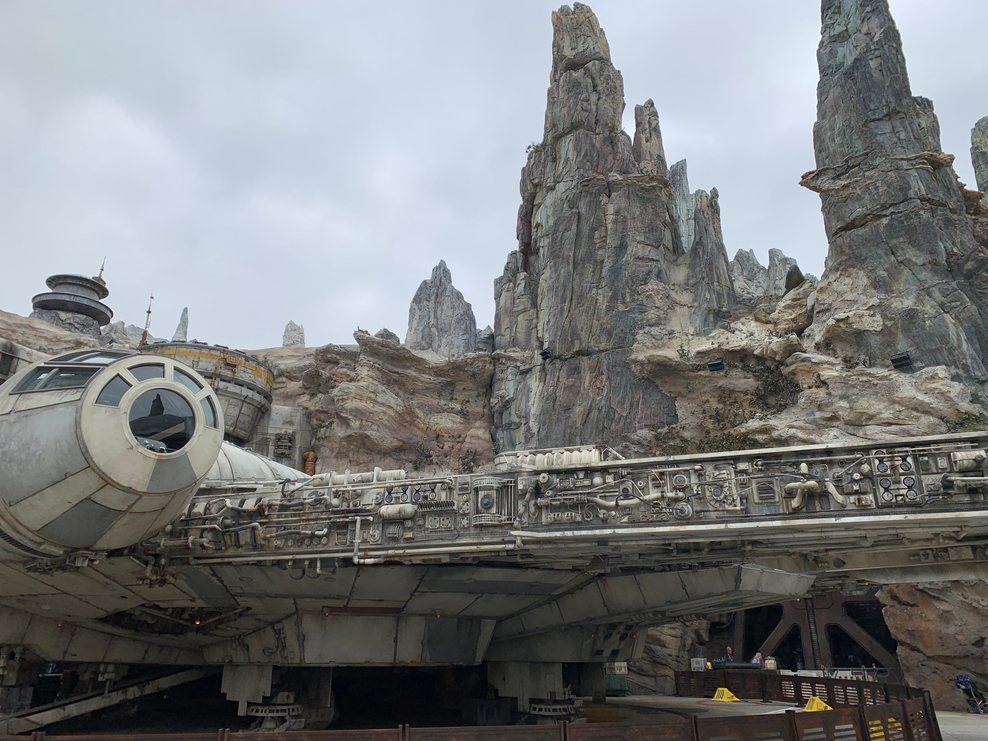 Galaxys Edge Falcon Close