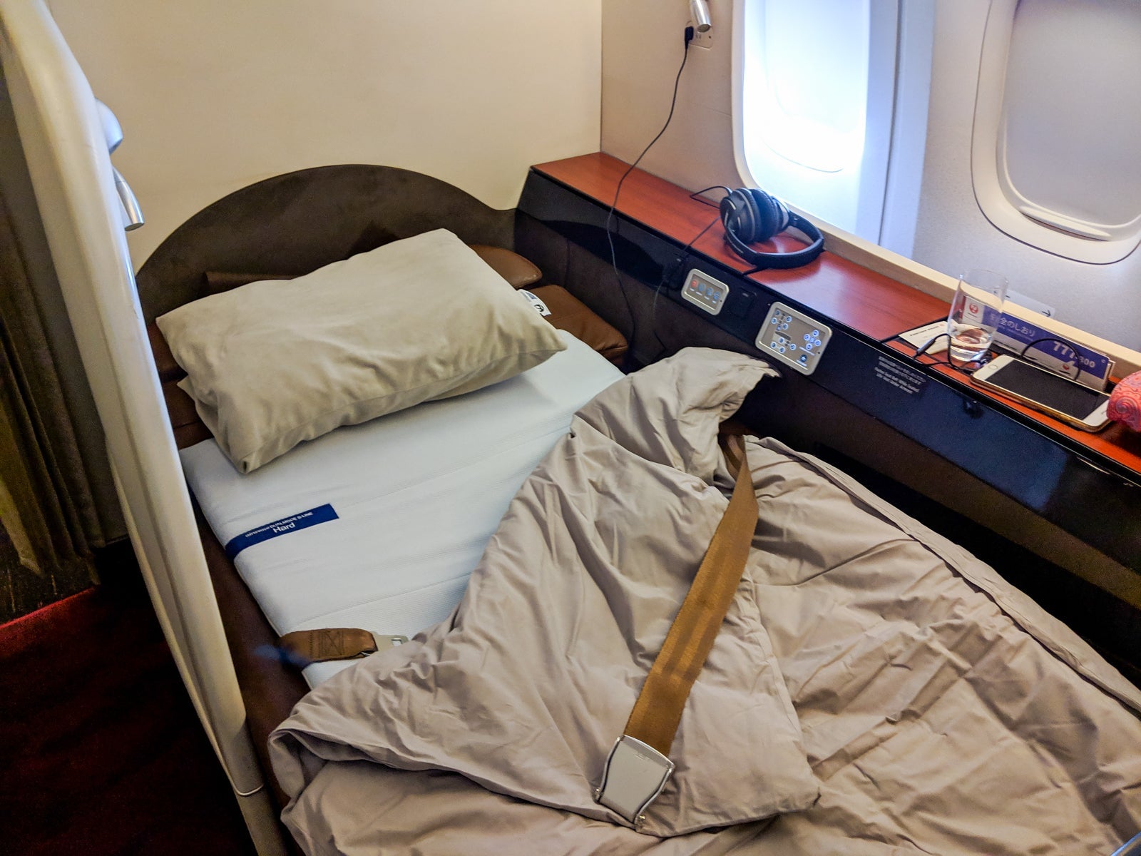 Japan Airlines First Class, 777-300ER New York to Tokyo