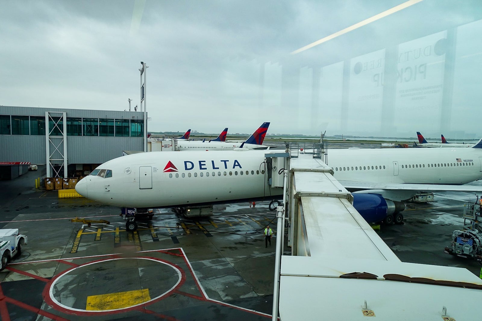 Delta 767 Retrofitted Review