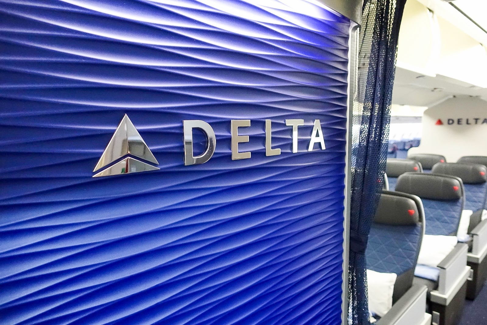 Delta 767 Retrofitted Review