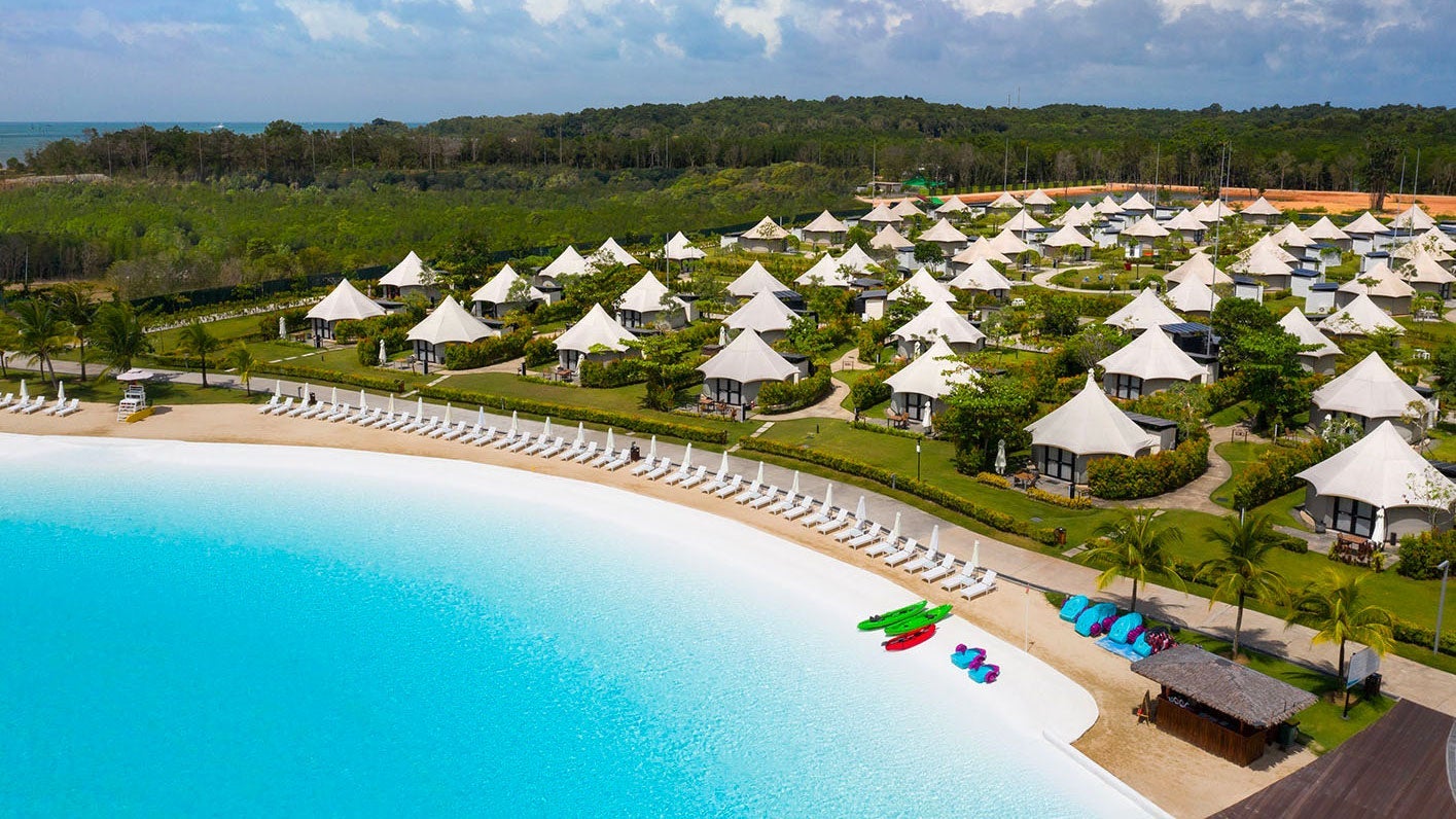 marriott-tribute-portfolio-Natra-Bintan-tented-property