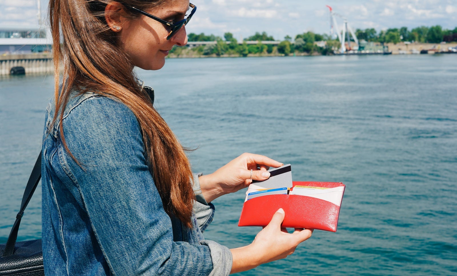 Generic Credit Card Wallet_Montreal August 2019