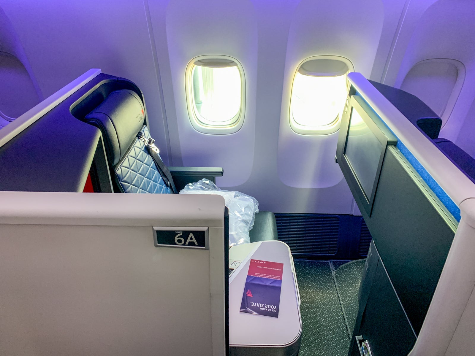 Delta One Suites 777 2019