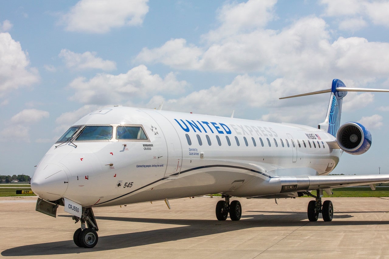United CRJ550