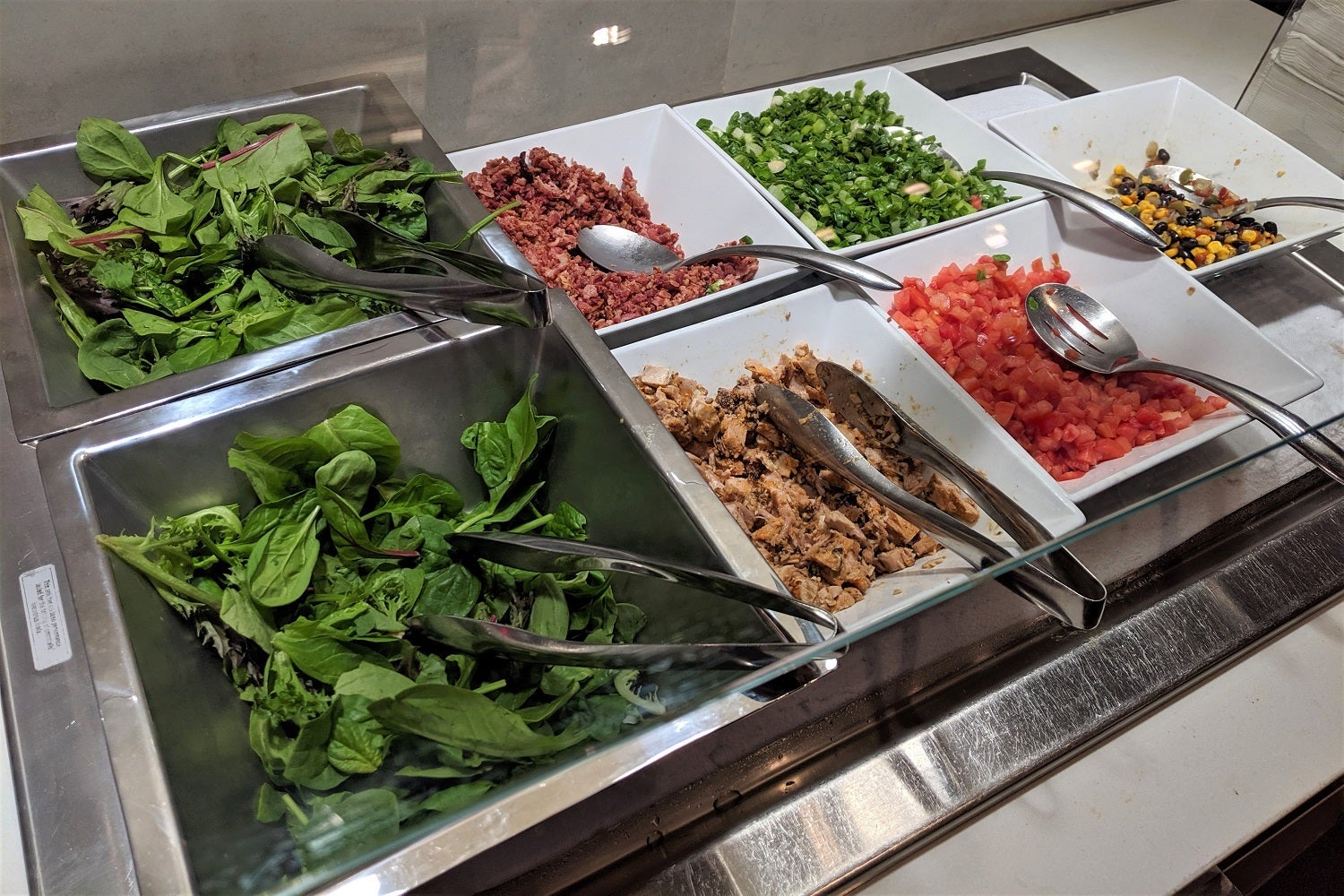 Admirals Club LAX salad bar