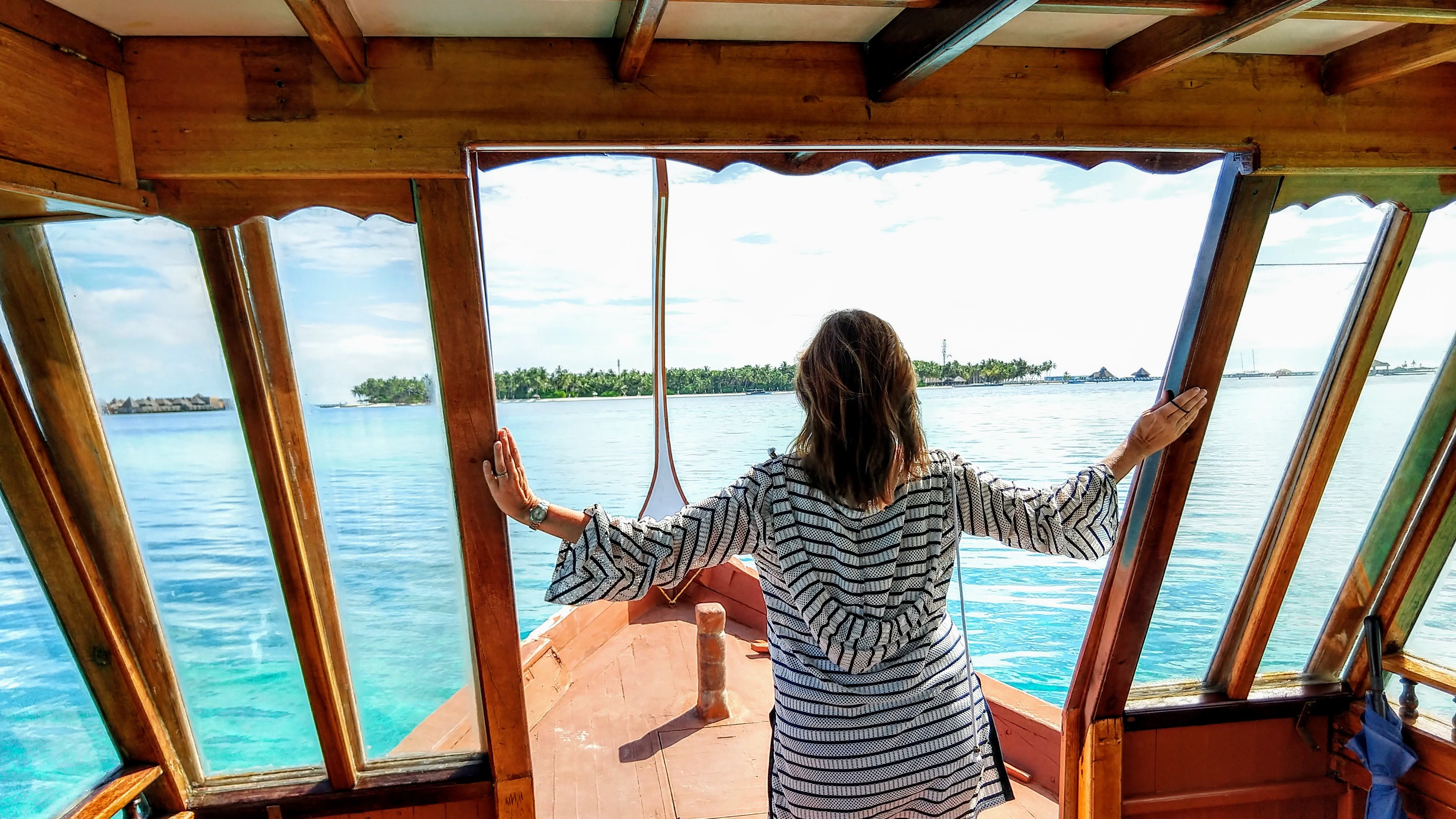 ConradMaldivesWatertaxi