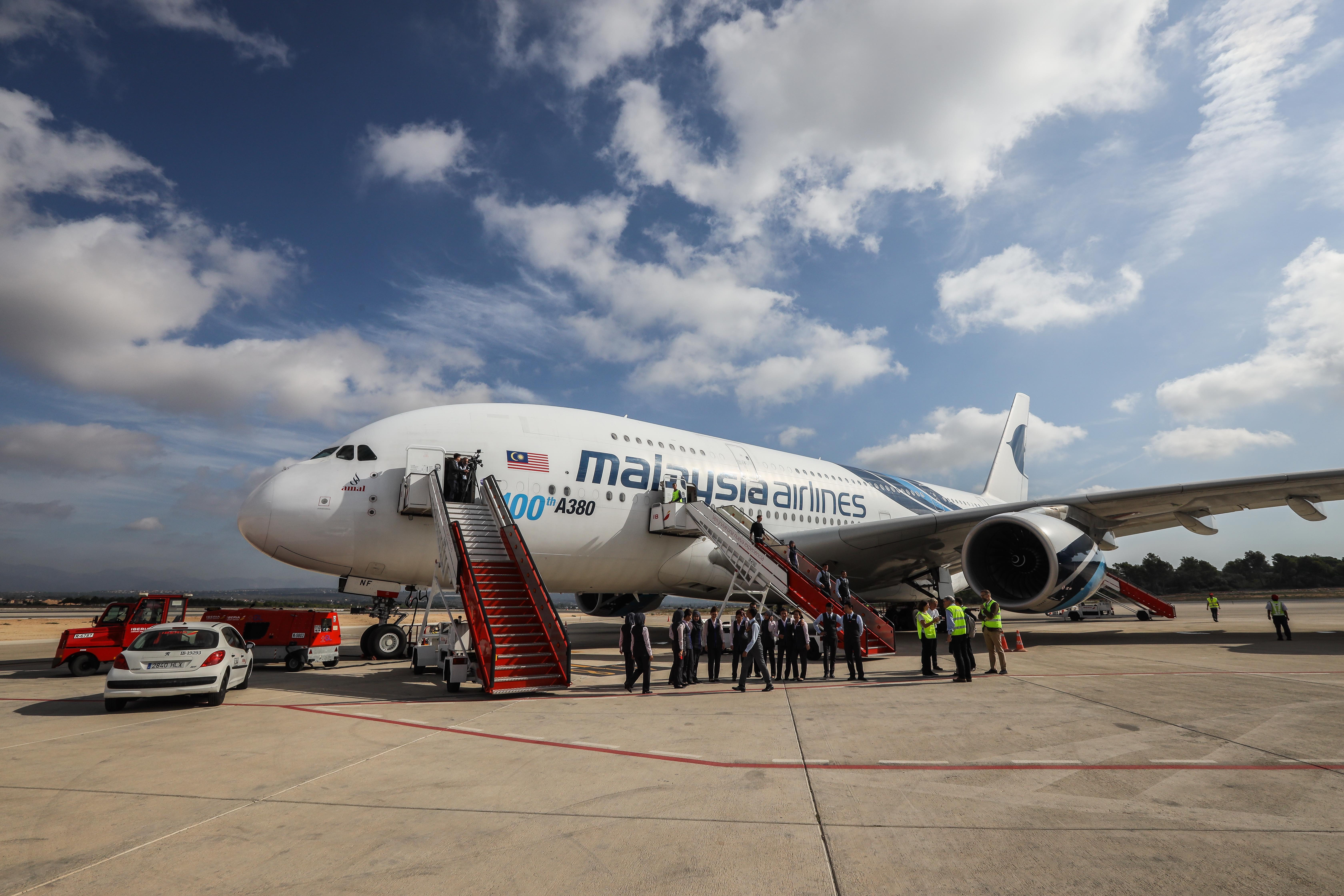 Nicky Kelvin - Thomas Cook Malaysia Airlines A380 PMI-MAN Repatriation Flight (19 of 44)