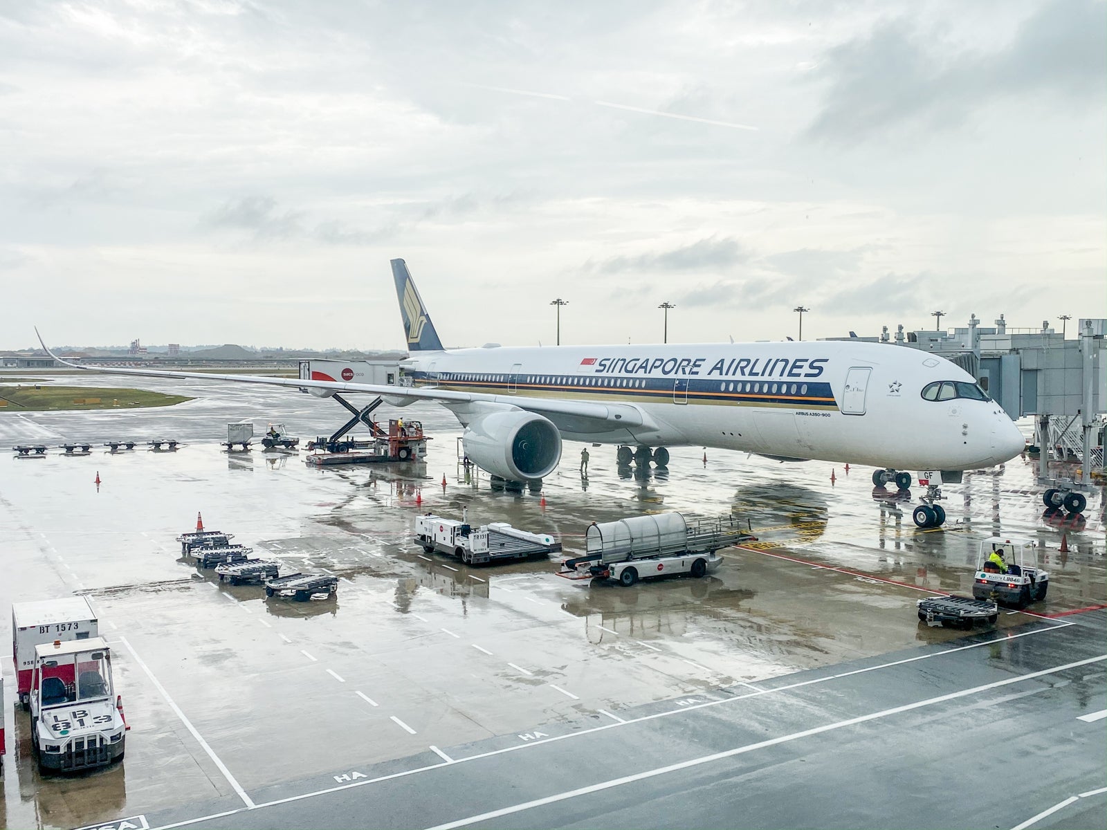 Singapore Flight 21 Airbus A350 Business EWR-SIN