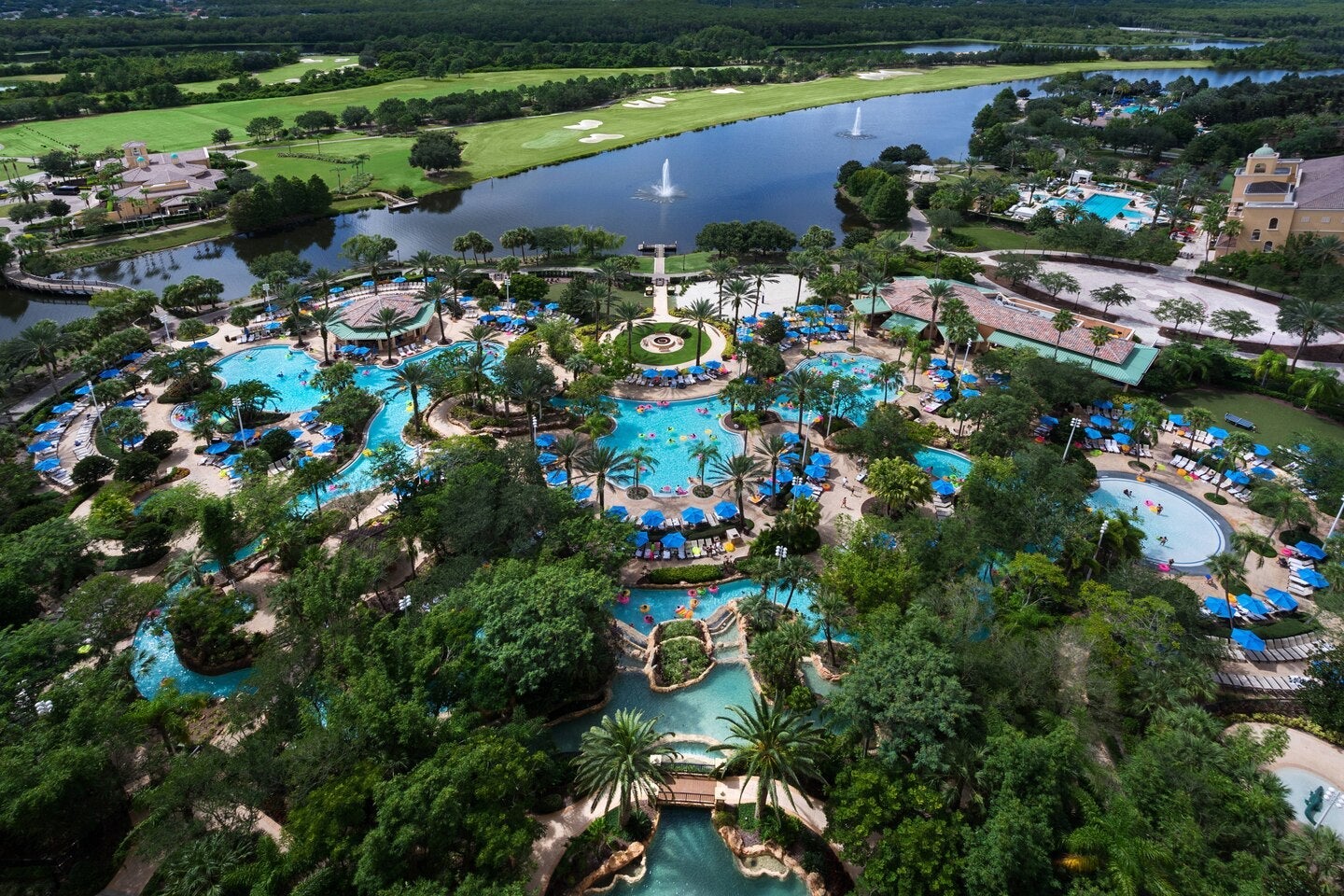 jw-marriott-grande-lakes-lazy-river-pool