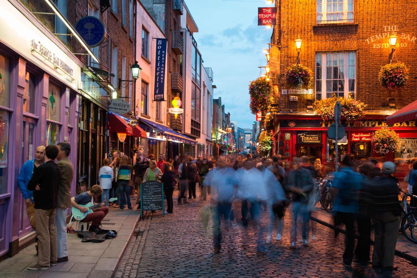 People in Temple Bar district at dusk