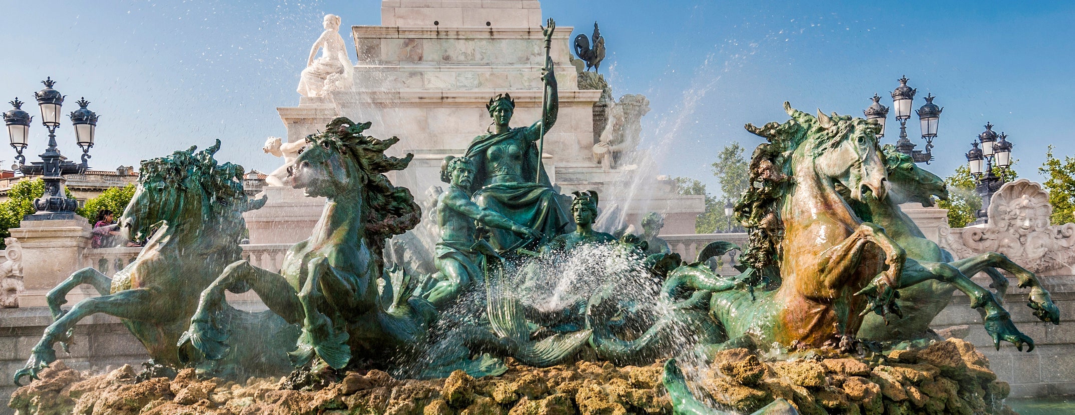 France, Bordeaux, Chartrons neighborhood, Esplanade des Quinconces, fontain of the monument aux Girondins (World Heritage UNESCO)
