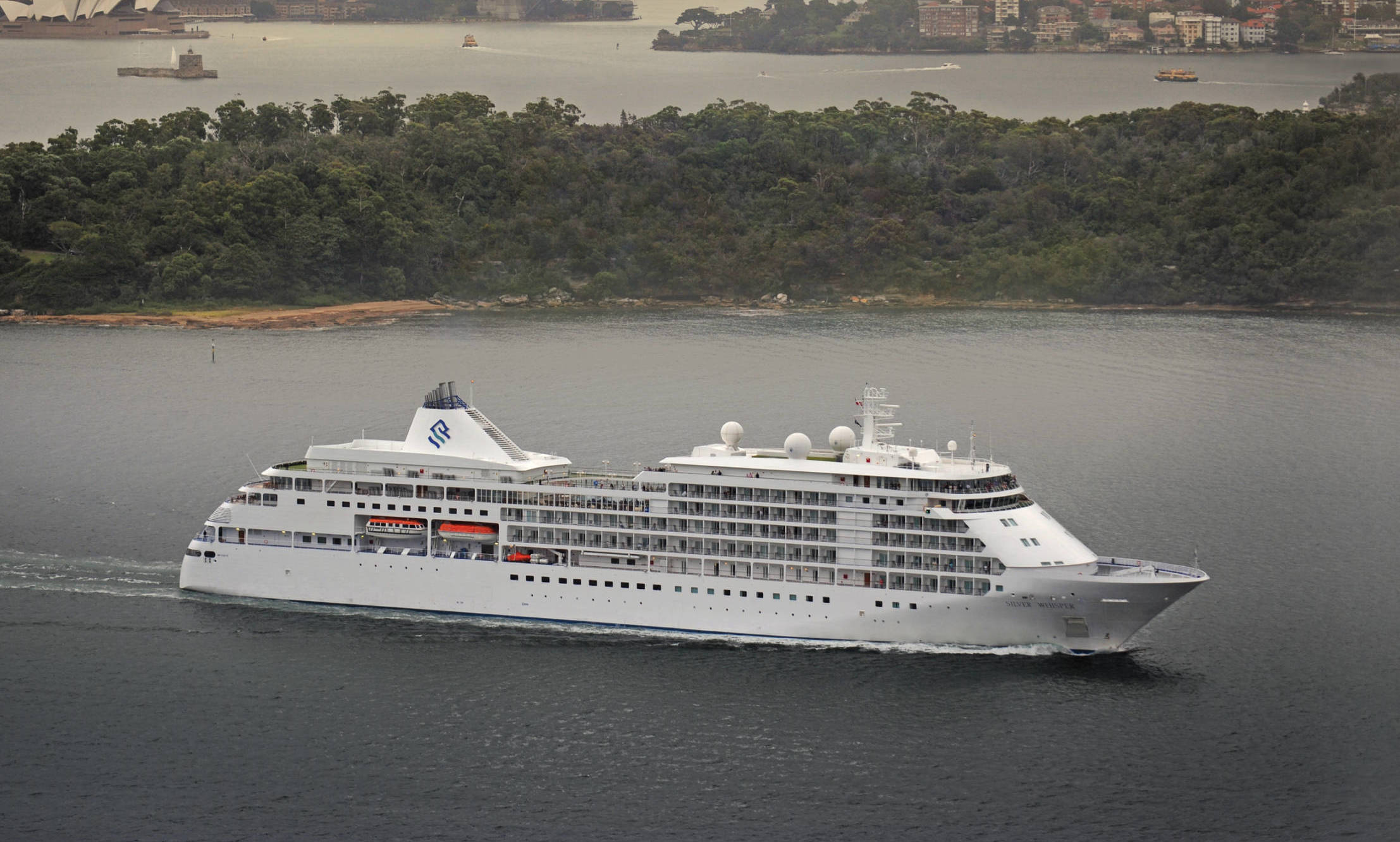 Silver Whisper 1