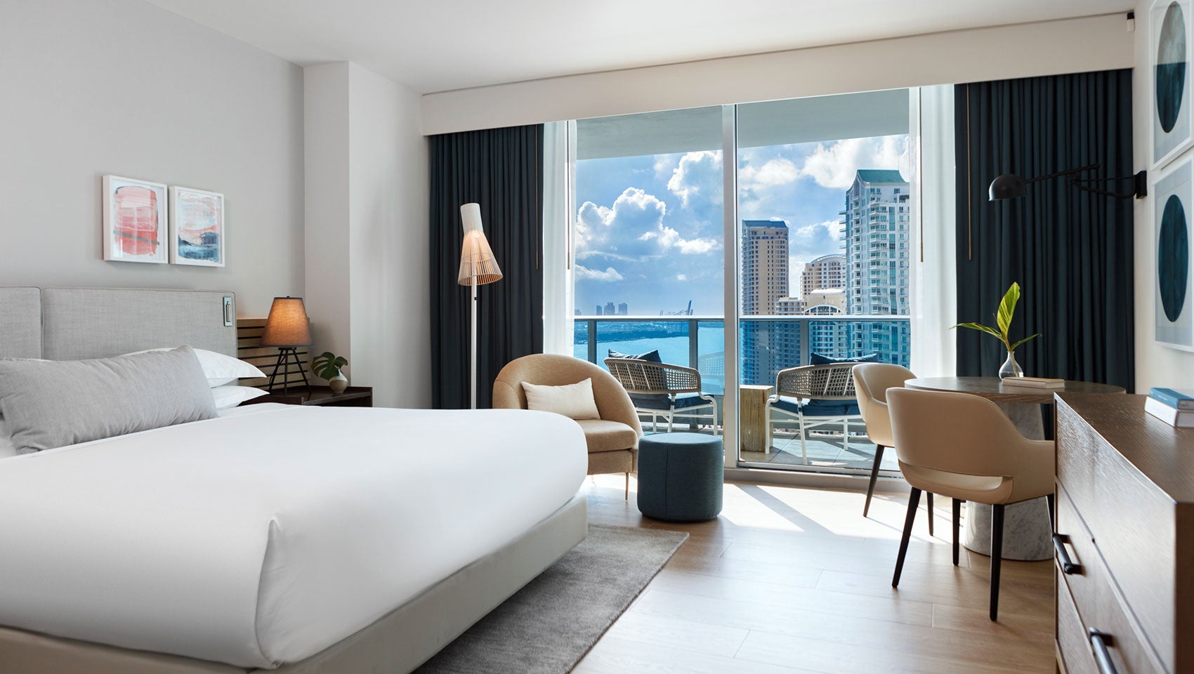 kimpton-epic-miami-king-ocean-view